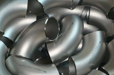 Durable Carbon Steel Butt Weld Pipe Fittings Hot Galvanizing Surface Treatment